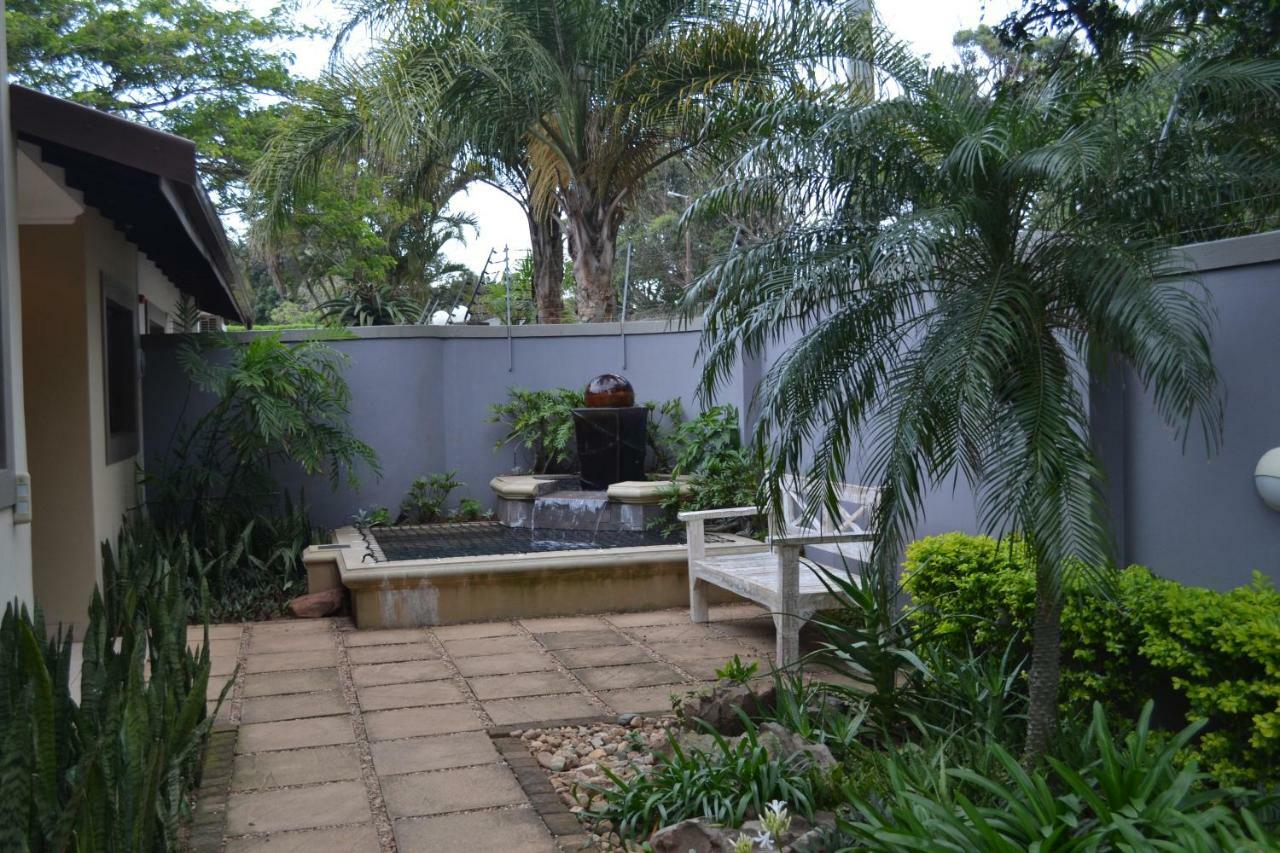Mahogany Villa Guesthouse - Solar Ballito Exterior photo