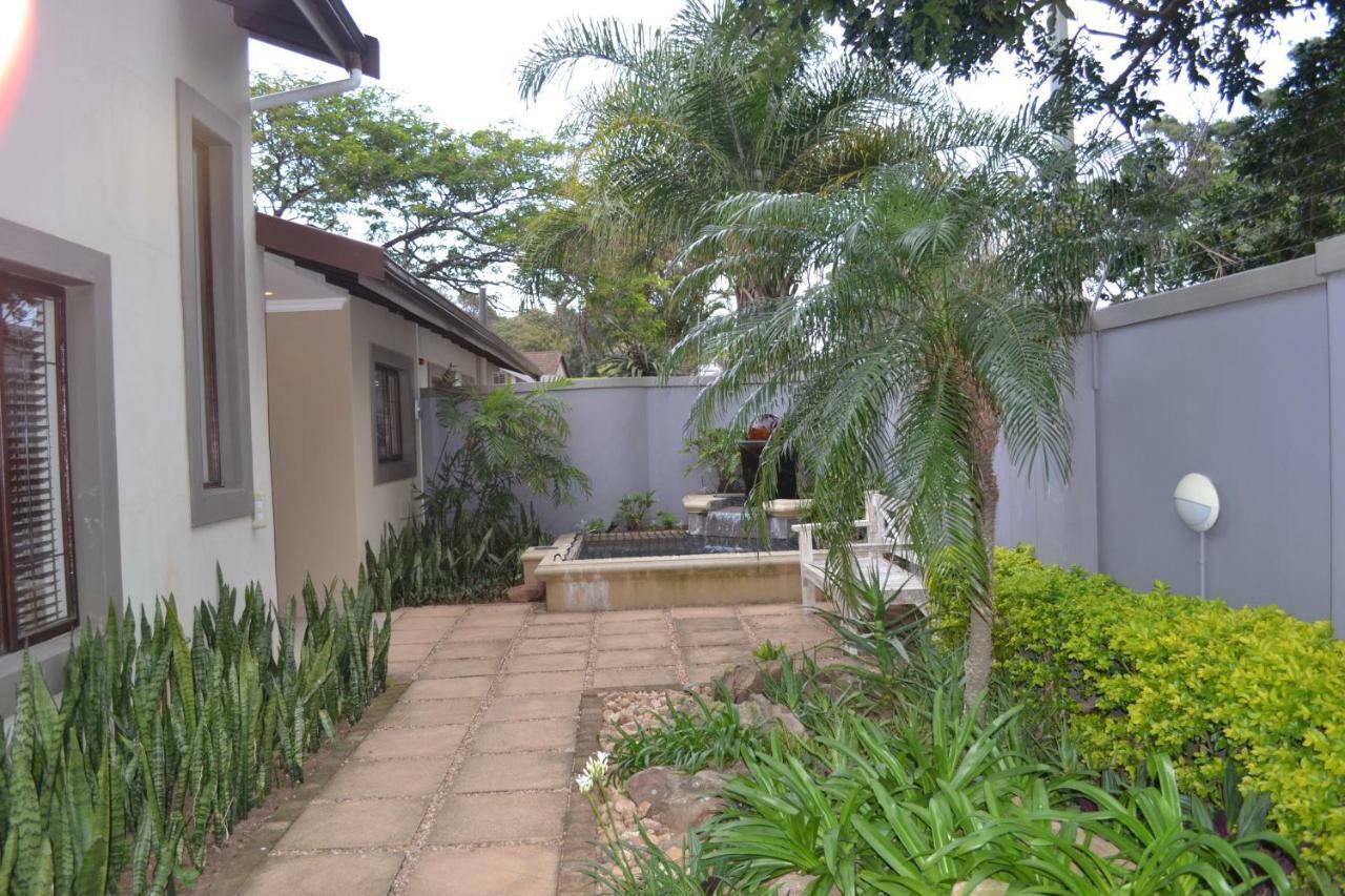 Mahogany Villa Guesthouse - Solar Ballito Exterior photo